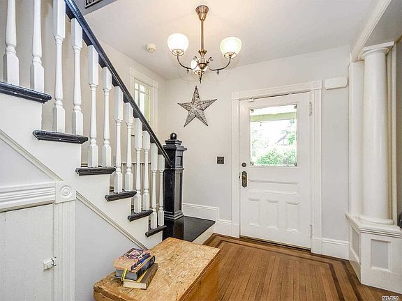 2nd image of 322 Carpenter Ave