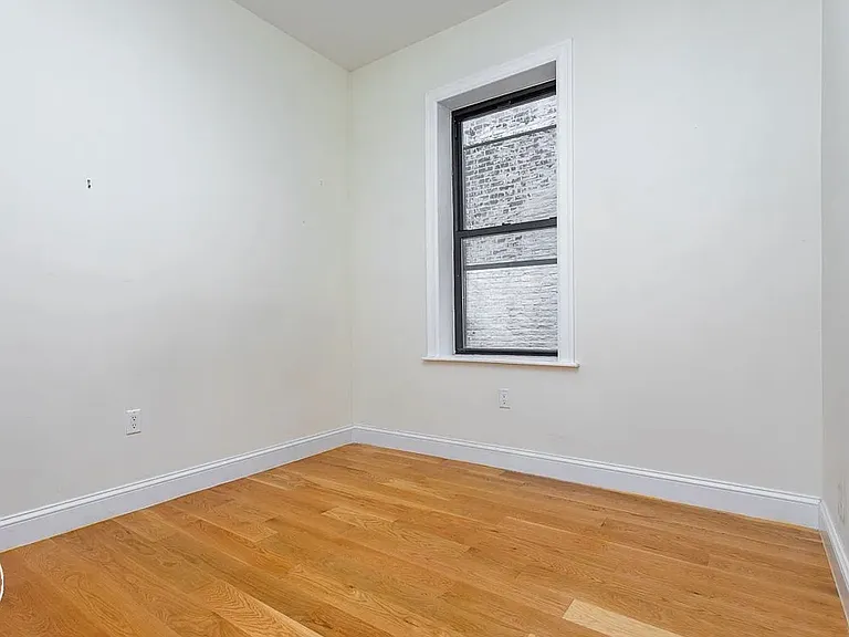 303 Woodbine St #2F — Photo 3