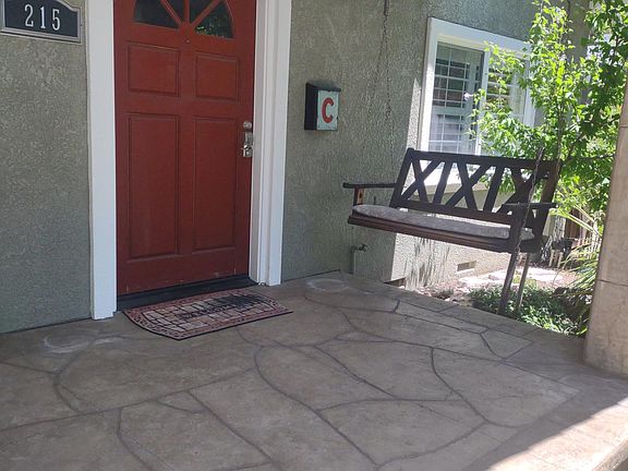 4th image of 215 W Morris Ave