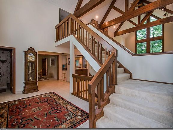 3rd image of 2614 Fairwood Dr