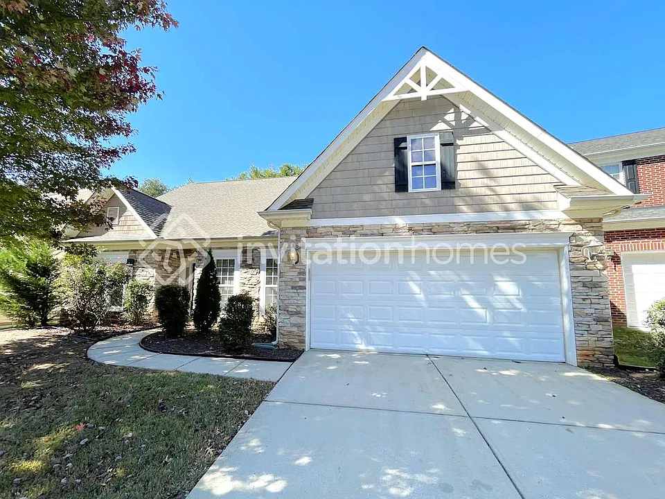 10730 Dapple Grey Ln
