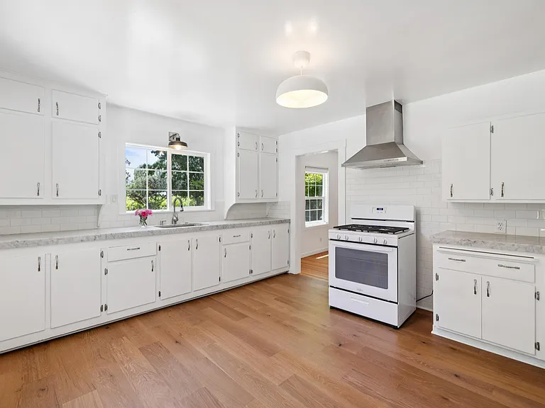 7738 Saint Helena Hwy — Photo 10