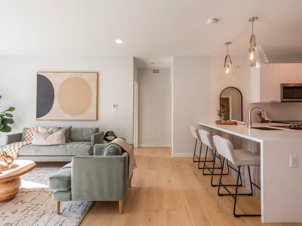 71 Bow St #506, Somerville, MA 02143