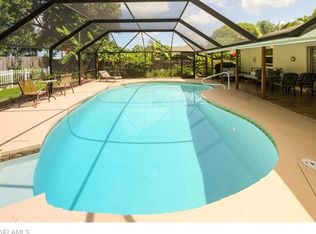 1607 Sunkist Way, Fort Myers, FL 33905
