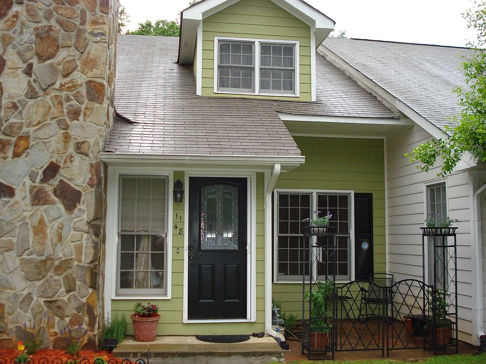 1st image of 1148 Berkley Dr SE