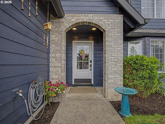 4th image of 3008 SE Laura Ave