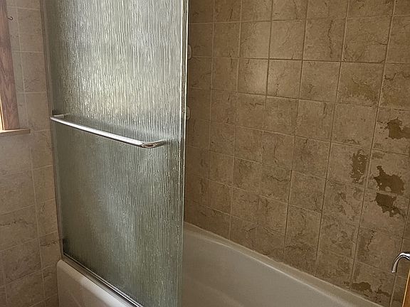 3rd image of 7513 W Isham Ave APT 2