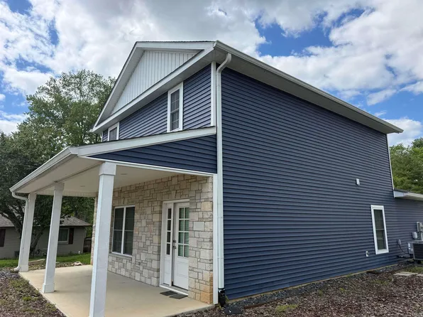 2724 S Rogers St, Bloomington, IN 47403