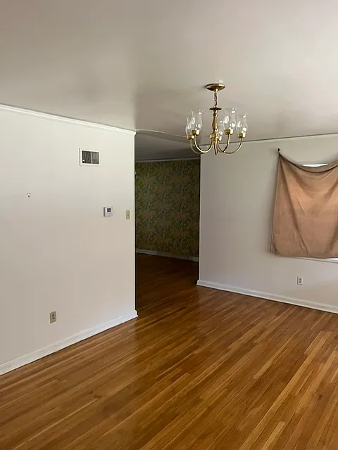 3 bed, 1207 sqft, $1,295 — Photo 2
