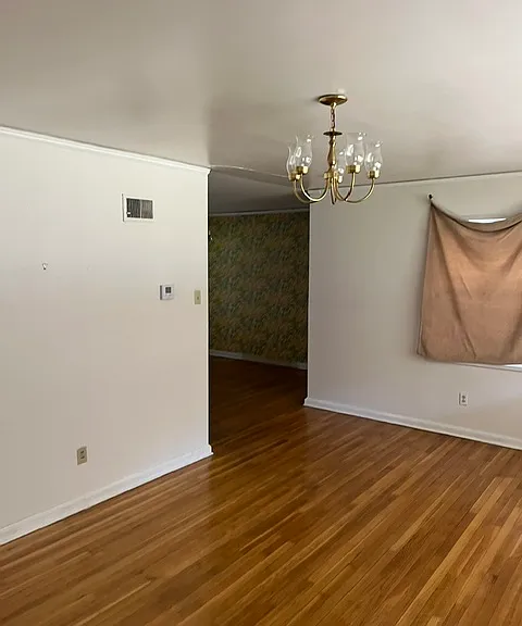 1381 Oak Ridge Dr — Photo 2