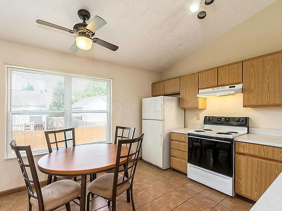 5th image of 1439 Pineland Ct