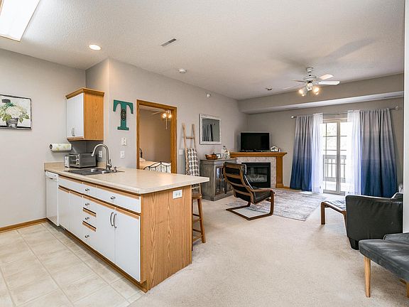 4th image of 250 Cimarron Dr Unit 314