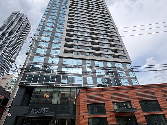 2nd image of 609 Sherbourne St #4210