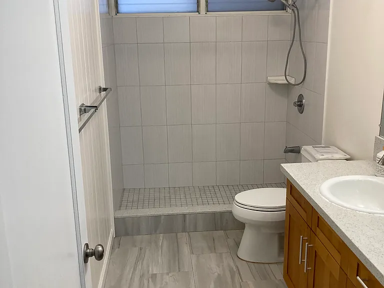 Main bathroom