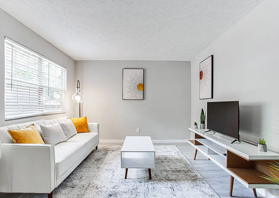 The Cobb Apartments-Townhomes