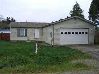 1st image of 2431 Cushing Ave