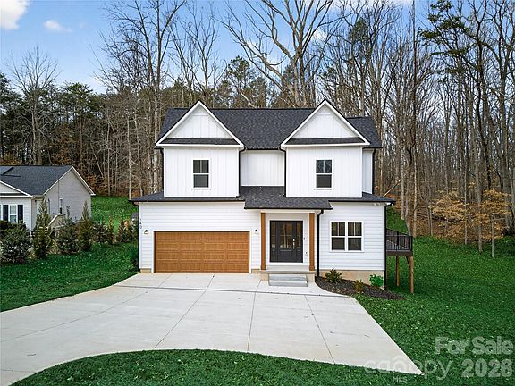 2nd image of 140 Meadowfall Ln