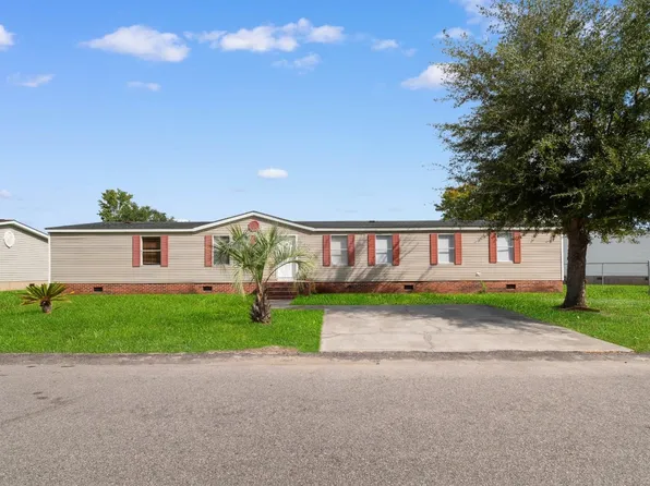 8625 Bragg Dr., Myrtle Beach, SC 29588