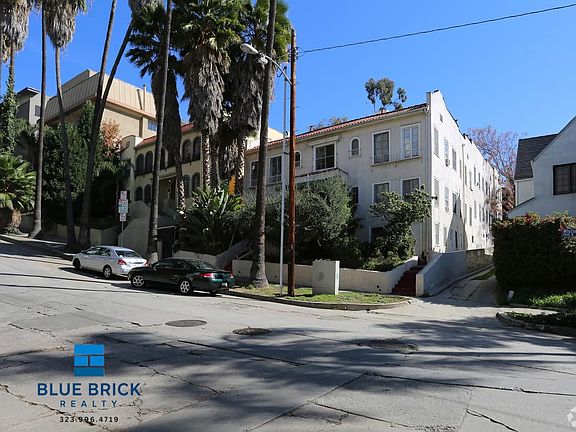 2nd image of 1926 Whitley Ave APT 25