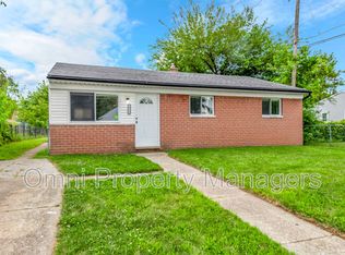 21732 Wellington Ave, Warren, MI 48089