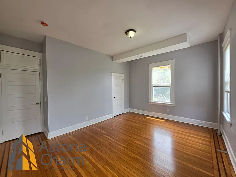 2206 Roslyn Ave #1 — Photo 17