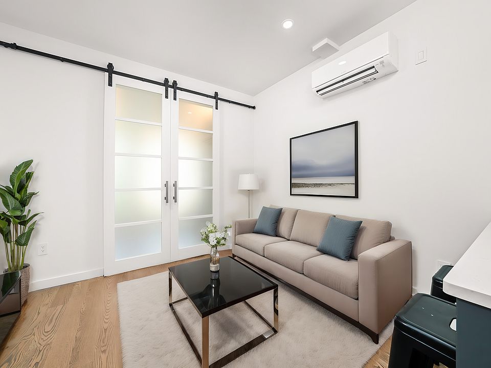 1st image of 186 1st Ave #3N