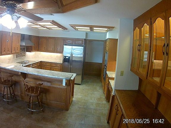 5th image of 2505 Robin Ave