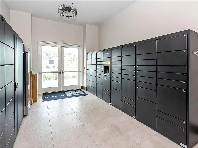 Alvista West Vue — Photo 17