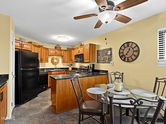 4th image of 6655 N Canyon Crest Dr Unit 3212