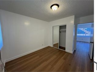 11809 Berendo Ave, Los Angeles, CA 90044