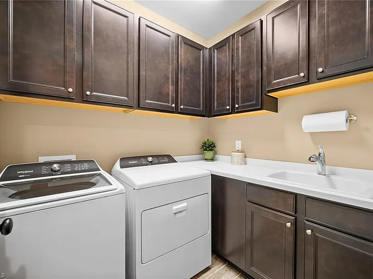 14750 Laguna Dr — Photo 21
