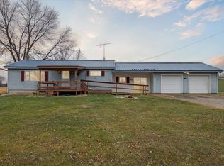 998 E Lansing Rd, Morrice, MI 48857