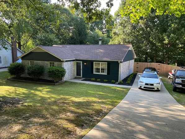 4722 Pennoak Rd, Greensboro, NC 27407