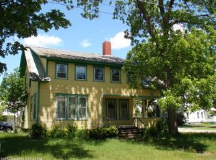 40 Milford Ave, Bingham, ME 04920