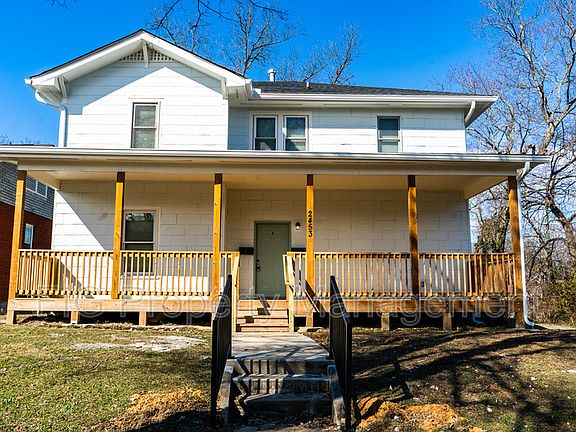 2nd image of 2453 E 5th Ave #1