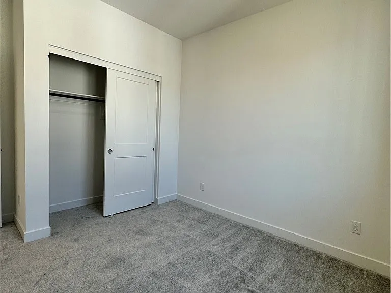 2317 W Broadway #41 — Photo 34