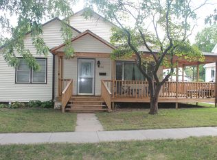 220 W 3rd St, Washington, KS 66968