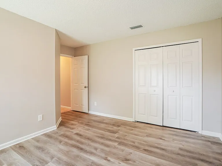 3948 Heavenside Ct — Photo 14