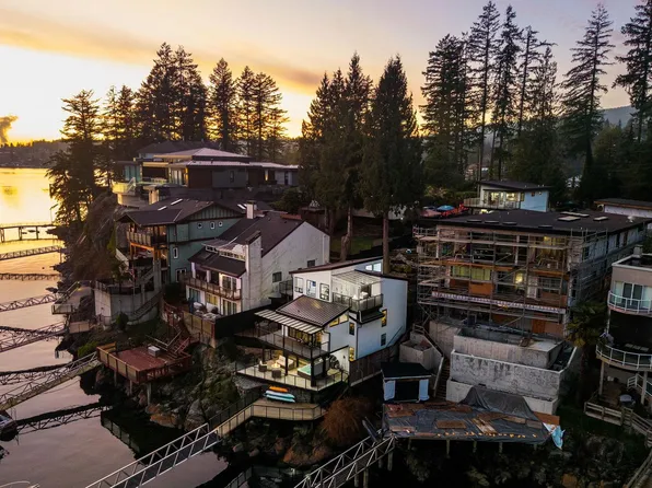 184 Turtlehead Rd, Belcarra, BC V3H 4P1