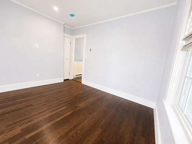 17 Silva Ct #1L — Photo 7
