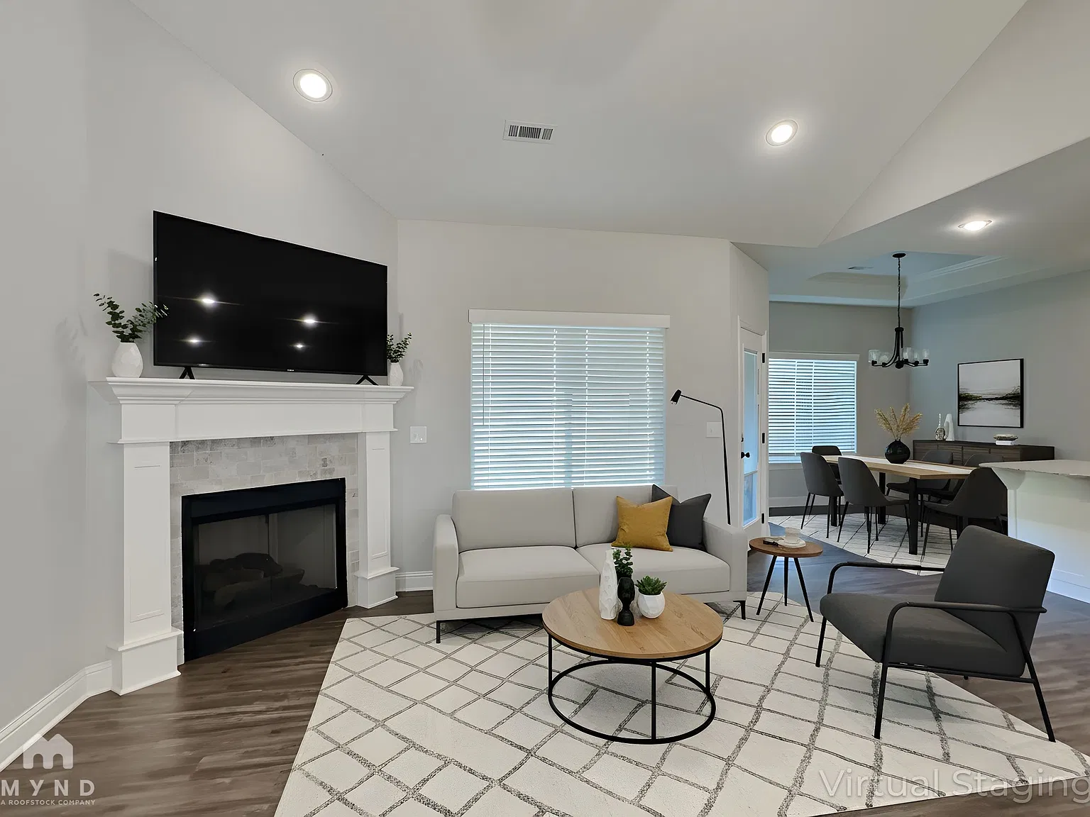 3 bed, 2.0 bath, 1714 sqft, $1,825 — Photo 2