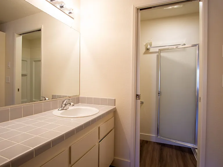 147A - Park Place Apartments — Photo 43