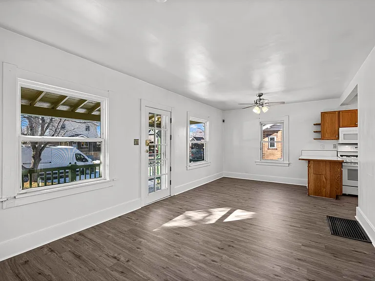 2058 S Corona St — Photo 5