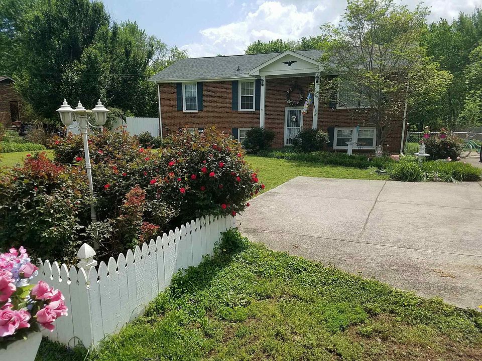 1st image of 340 Peterson Ln