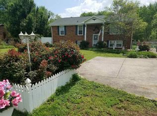 340 Peterson Ln, Clarksville, TN 37040