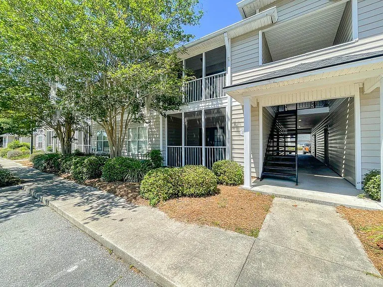 Wyngrove Apartments — Photo 8
