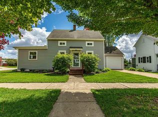 1200 2nd St, New Glarus, WI 53574