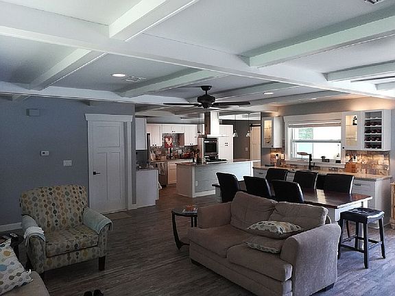 3rd image of 7407 13th Avenue Dr W