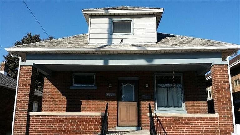 1st image of 1227 Lakeview Ave