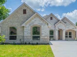 938 Fairway Dr, Duncanville, TX 75137